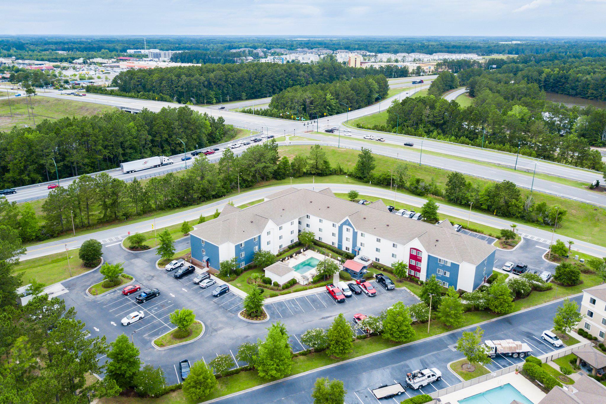 Candlewood Suites Savannah Airport Photo