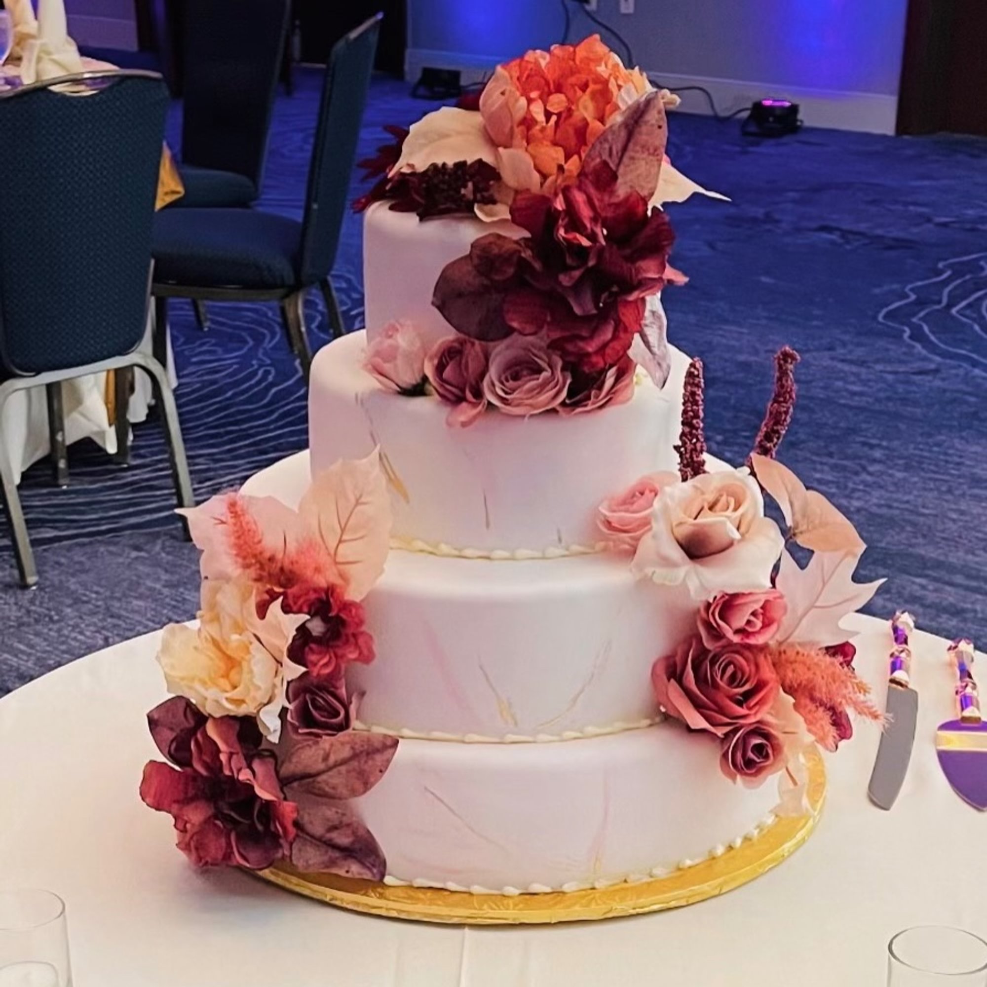 Tiramisu Weeding Cake - $8.99 per person starting 45 people