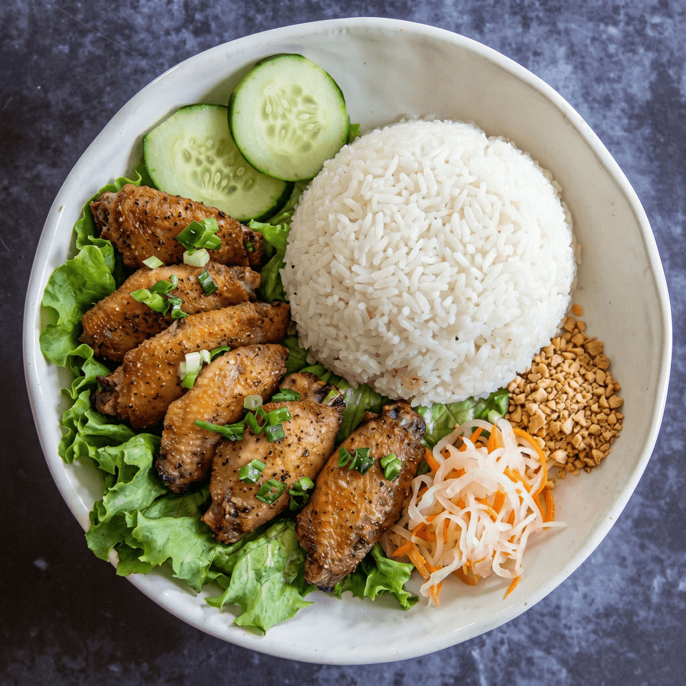 R3. Lemongrass Chicken Wings W. Rice