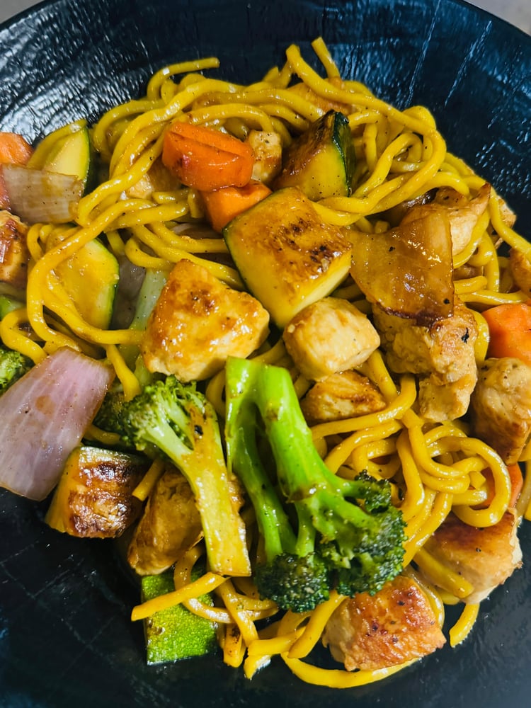 Chicken Lo Mein