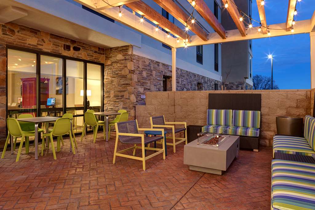 Home2 Suites by Hilton Redding Image