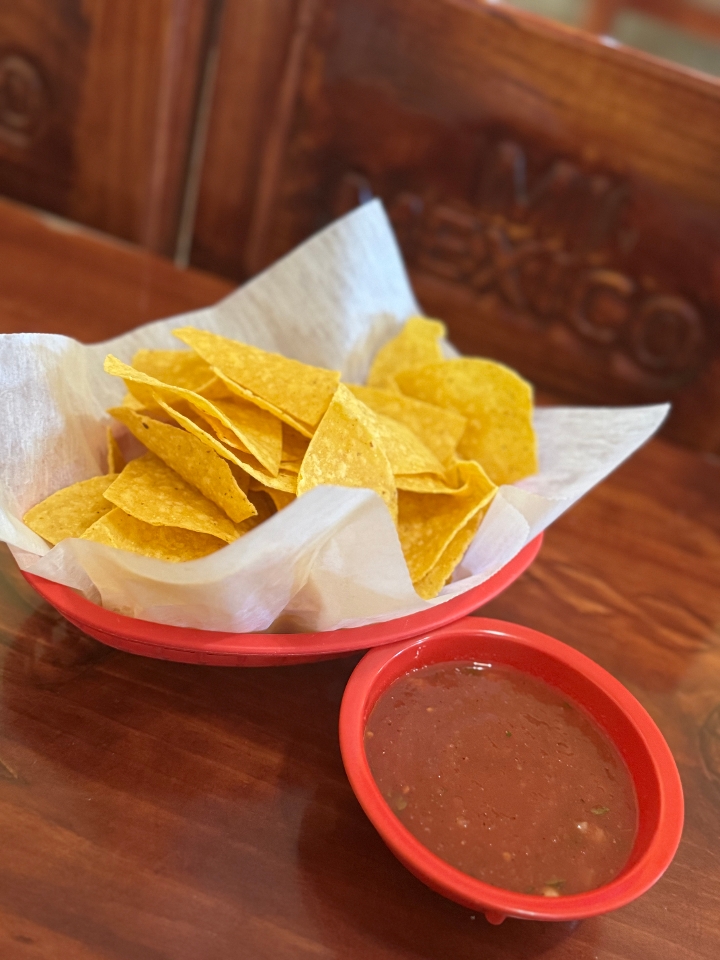 Chips & Salsa