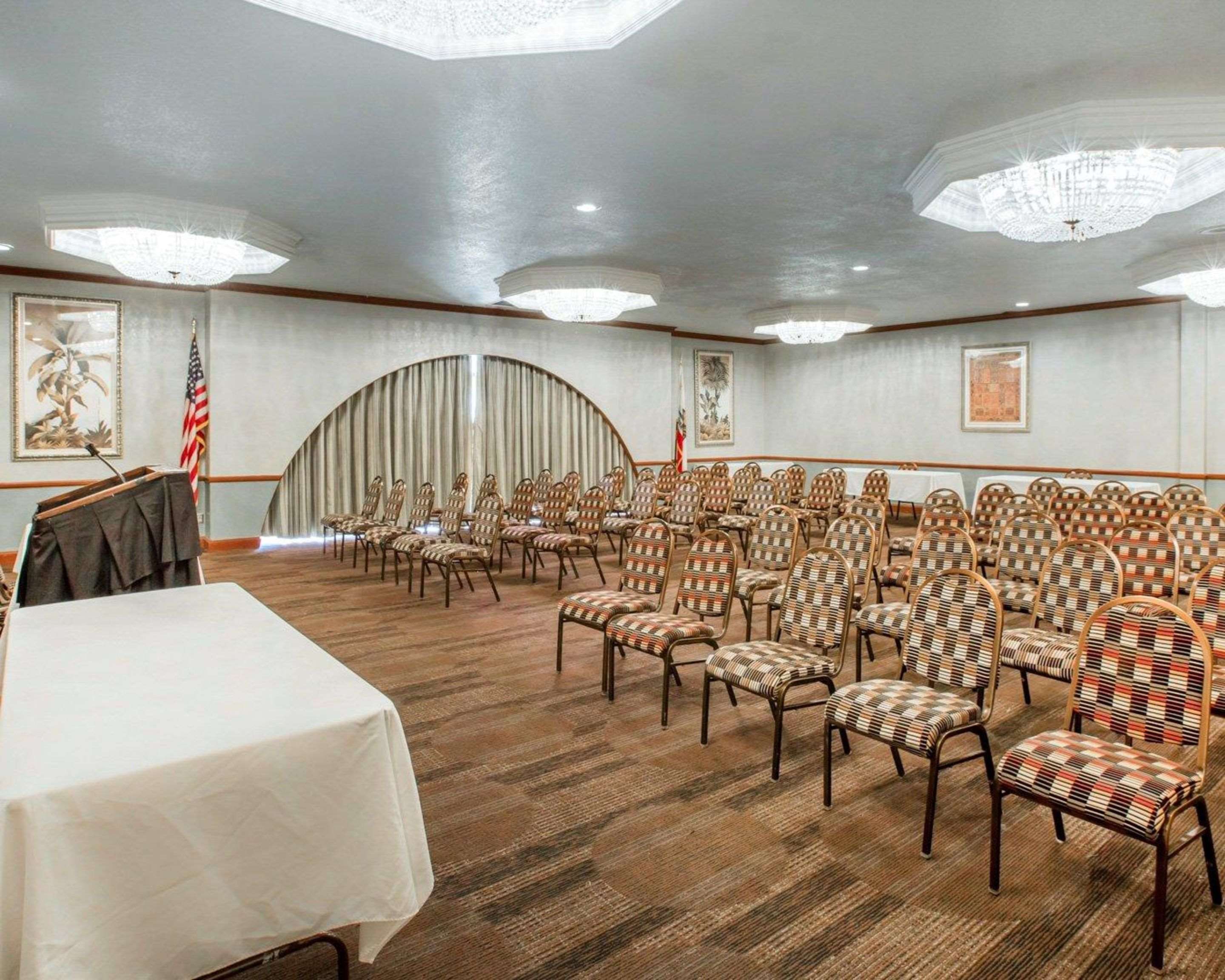 Clarion Inn Conference Center Photo
