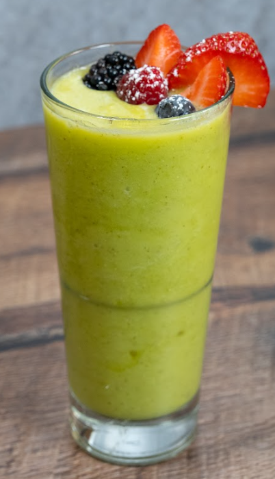 Pineapple Kale Green Smoothie