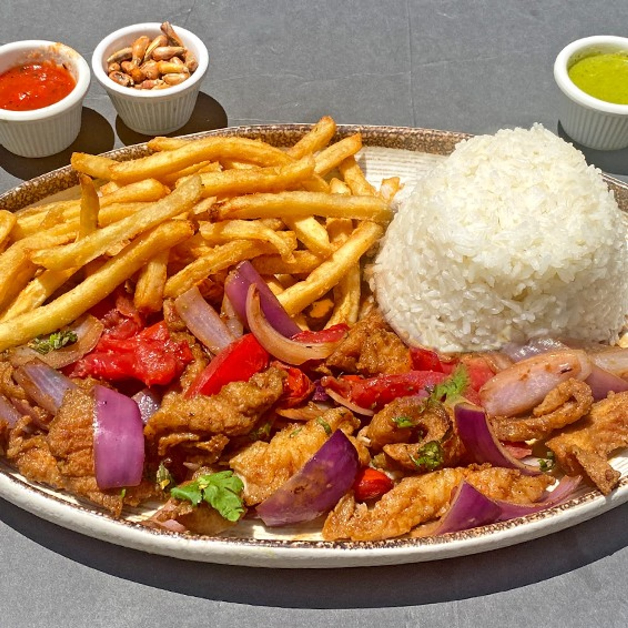 Pescado / Fish Saltados Al Wok