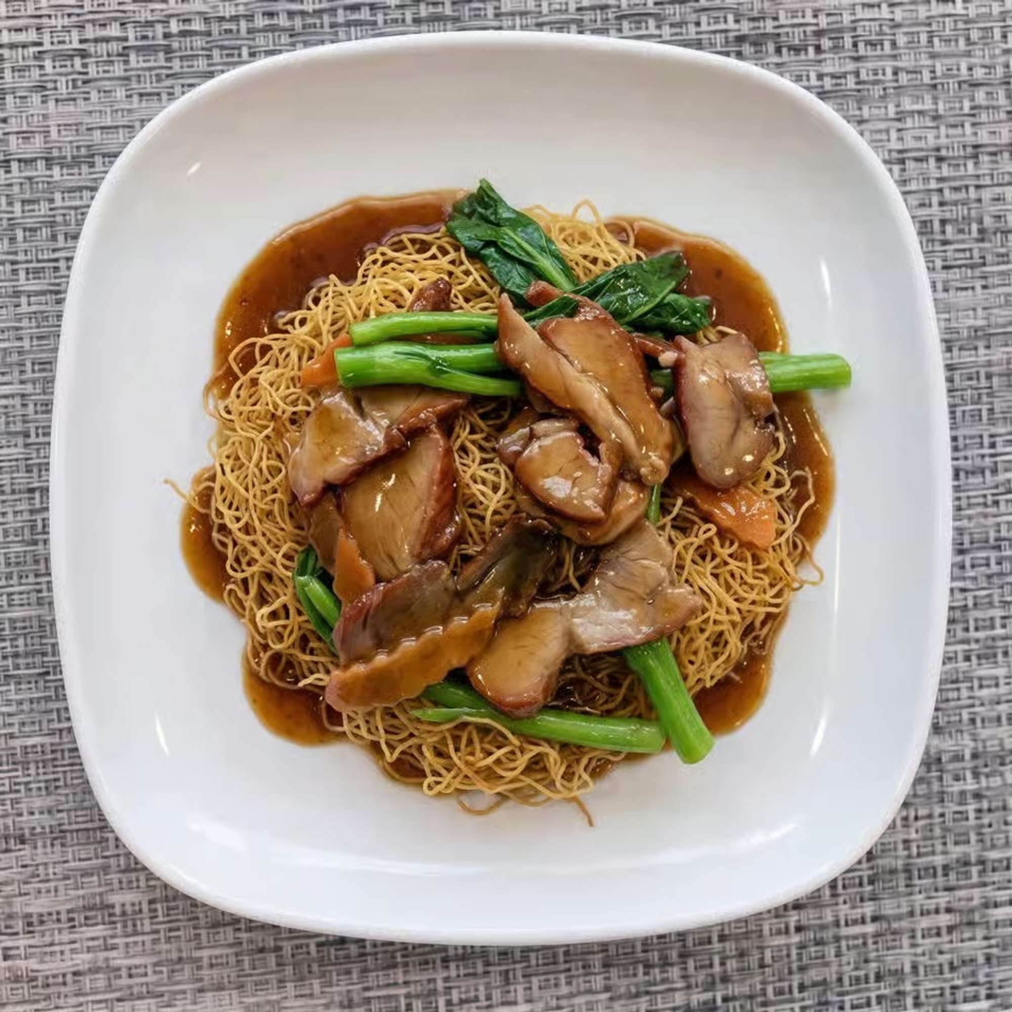 BBQ Pork Chow Mein / 叉燒炒麵