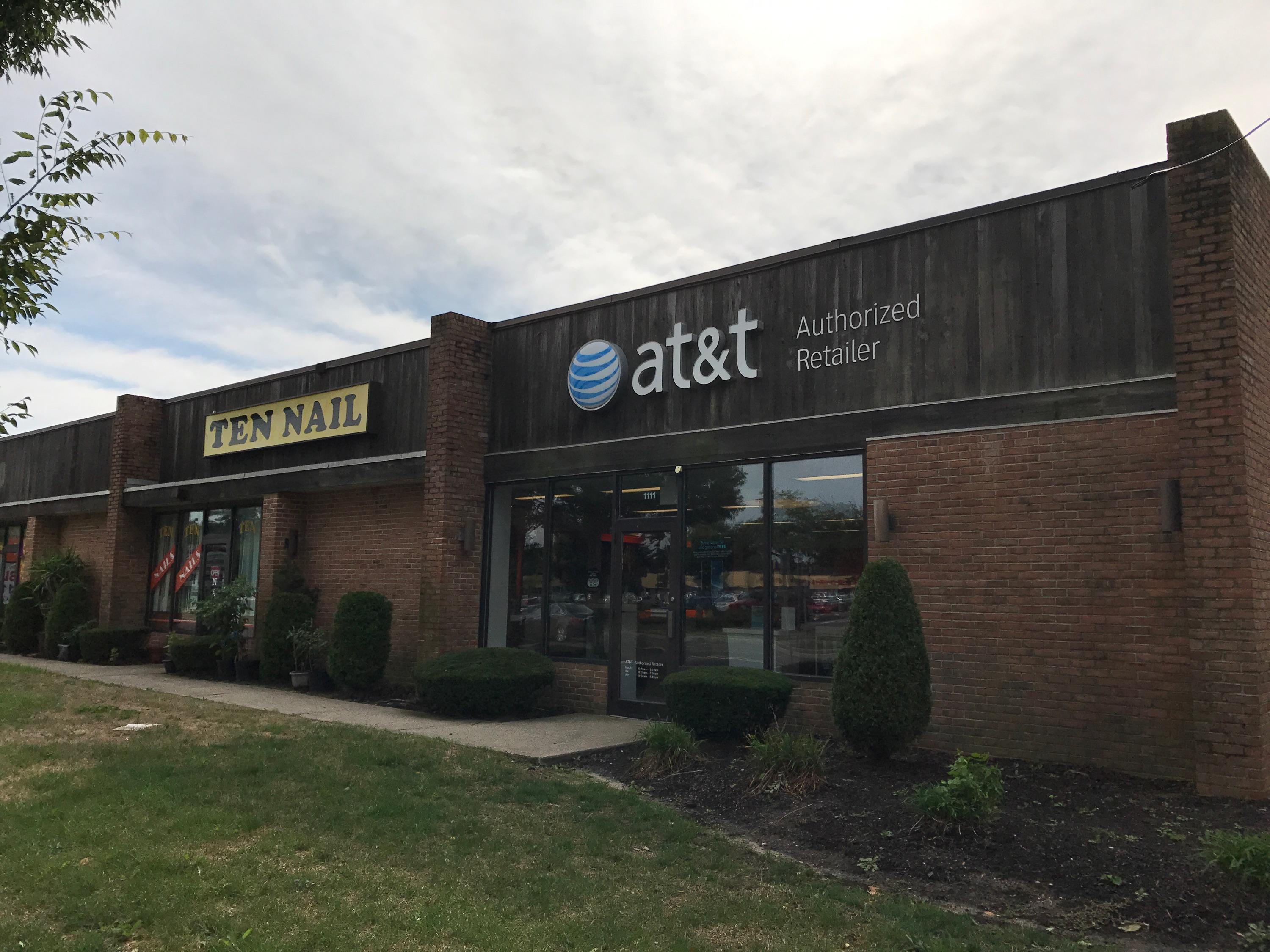 AT&T Store Photo