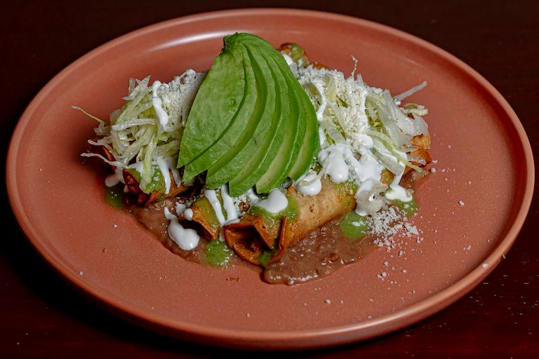 Flautas de Queso o Pollo