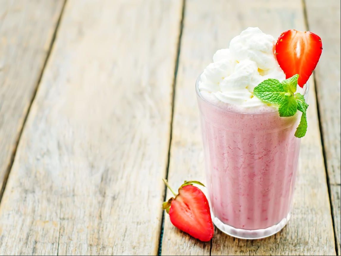 STRAWBERRY SHAKE
