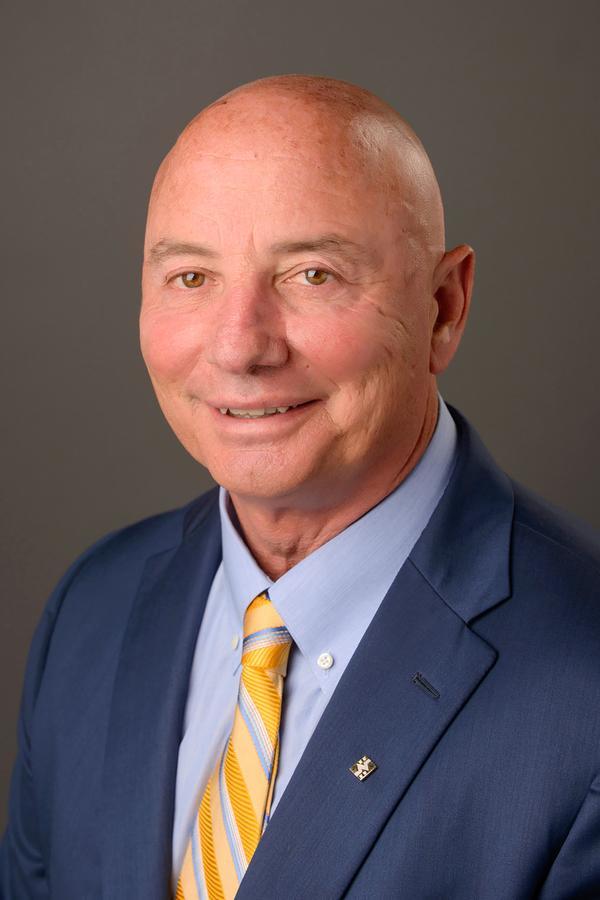 Edward Jones - Financial Advisor: Don Charlson, AAMS® Photo