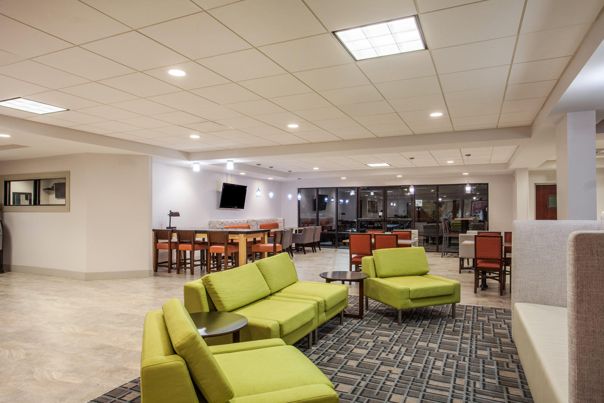 Holiday Inn Express & Suites Augusta West - Ft Gordon Area Photo