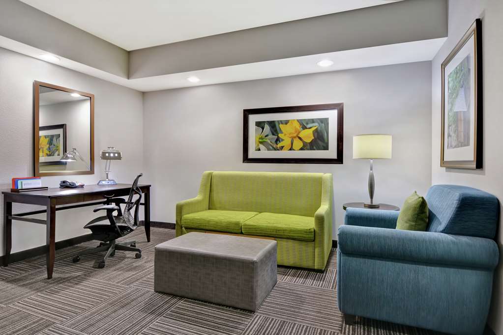 Hilton Garden Inn Fayetteville Image