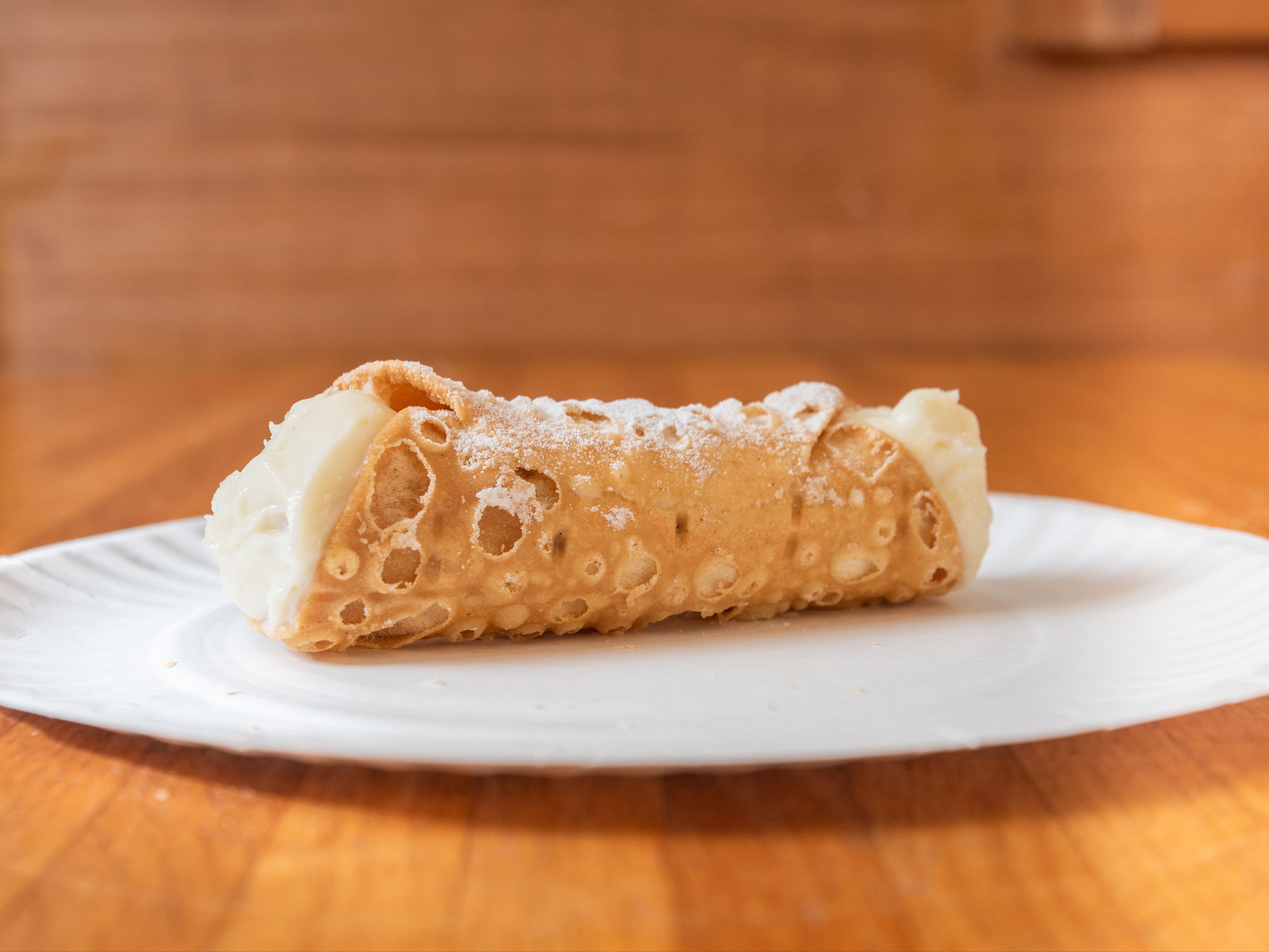 Large Cannoli