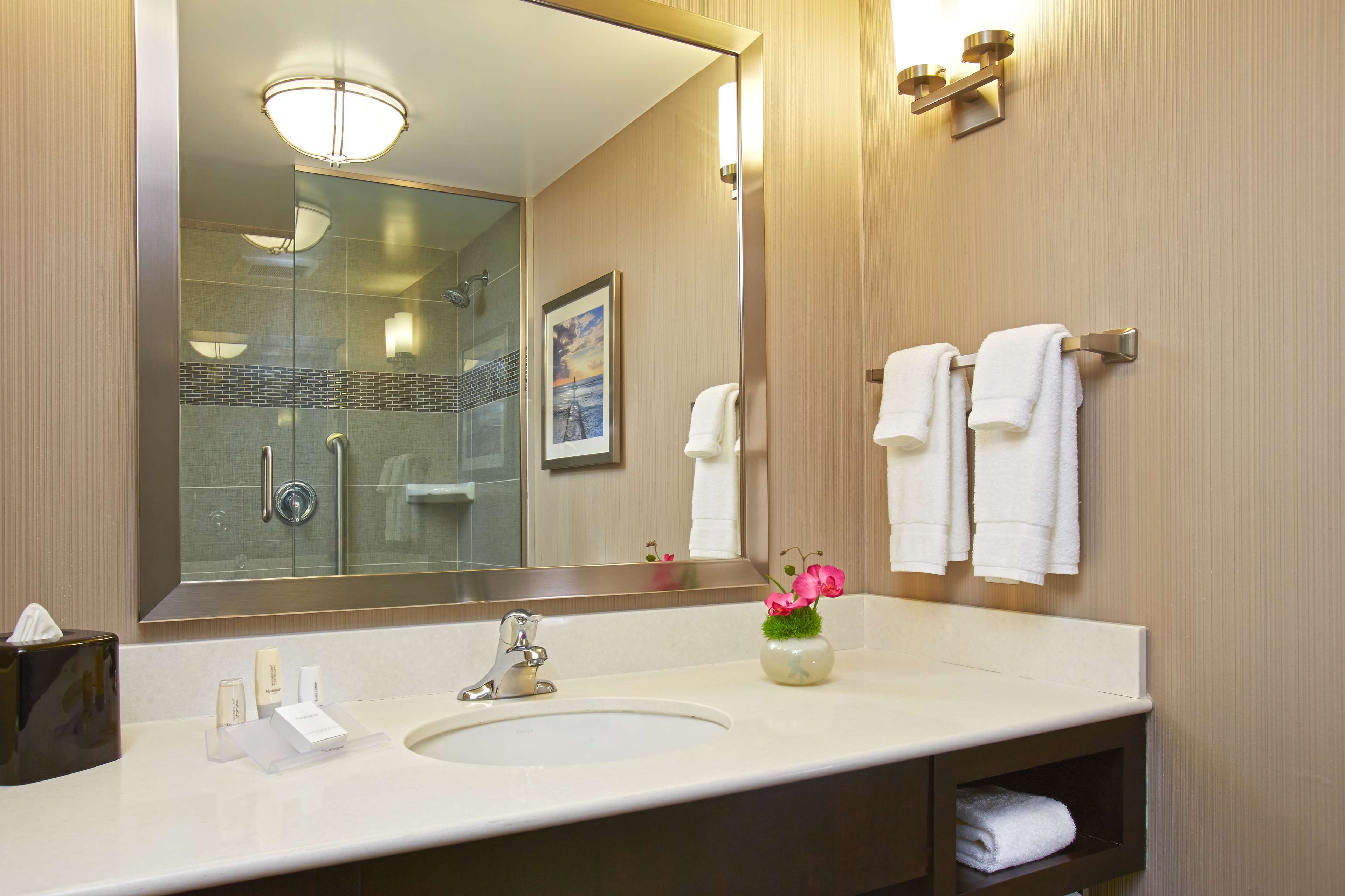 Hilton Garden Inn Los Angeles/Redondo Beach Photo