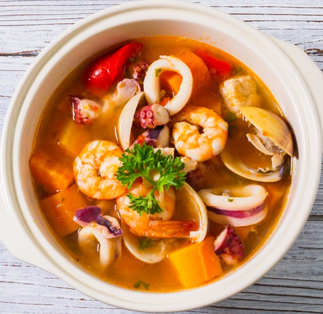 Sopa De Mariscos / Seafood Soup