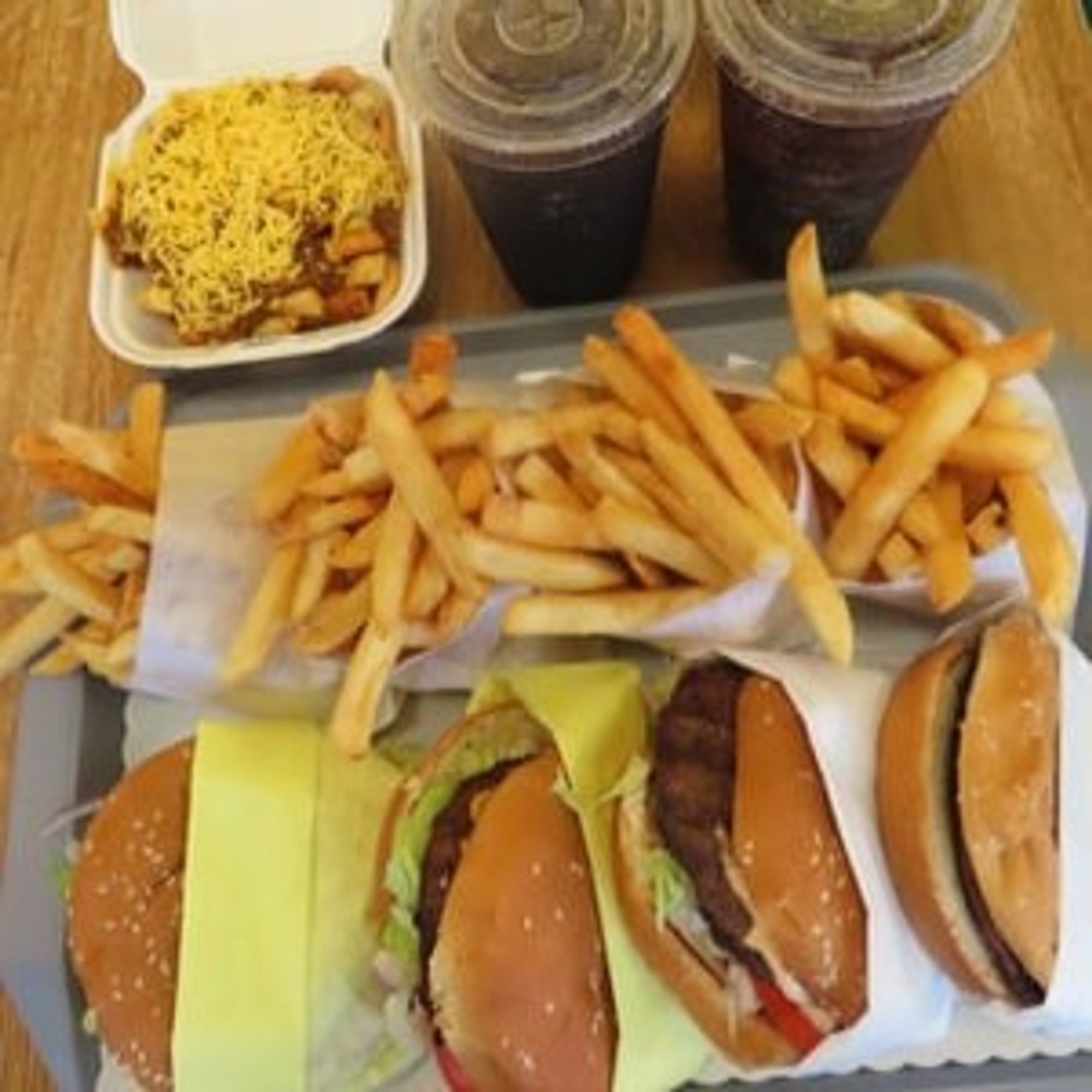 Family Pack (x4 Cheeseburger Combo)