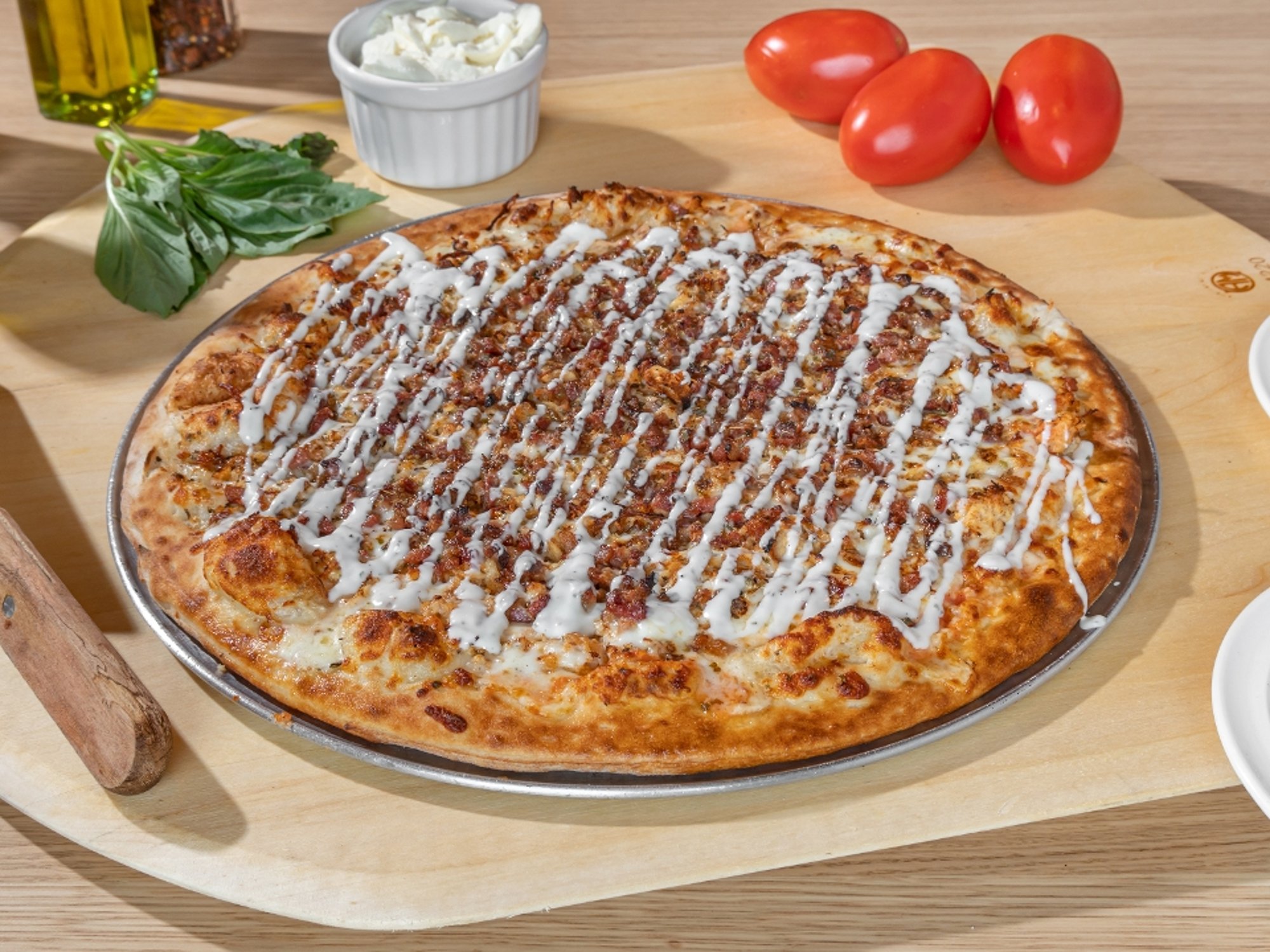 Chicken bacon ranch pizza