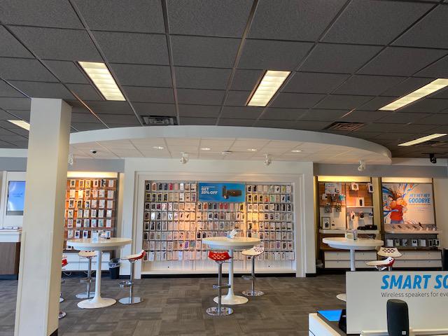 AT&T Store Photo