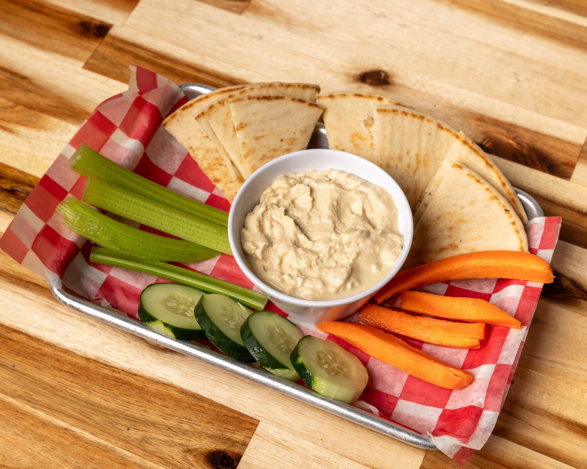 HUMMUS PLATE