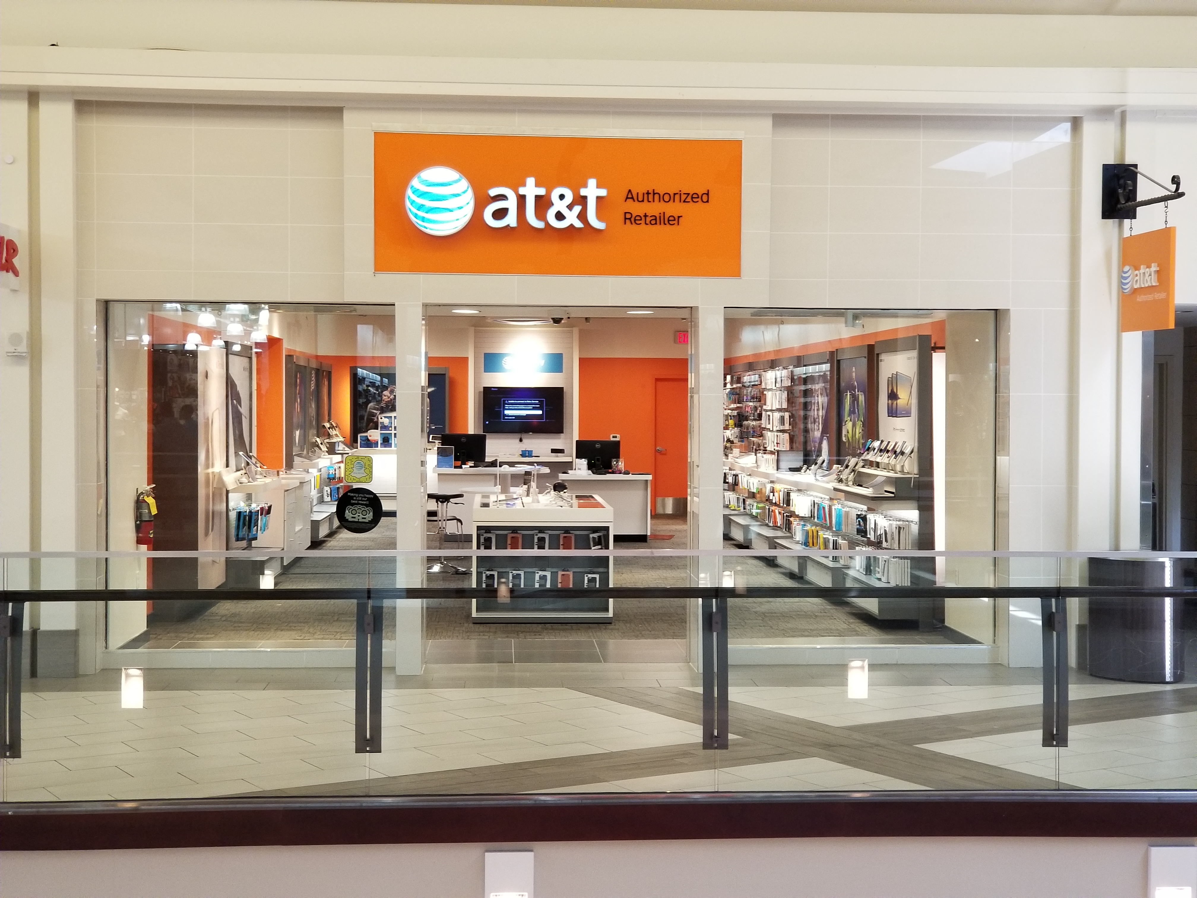 AT&T Store Photo