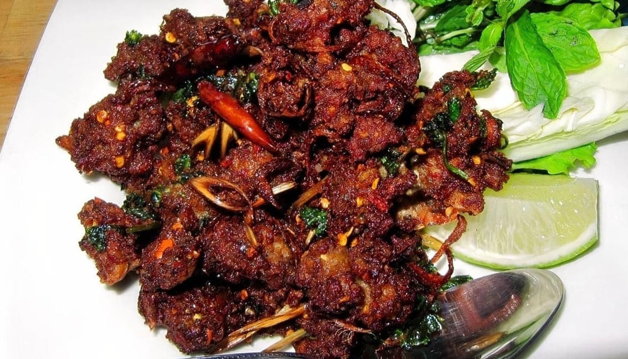 Larb Tod