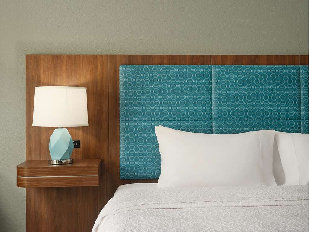 Hampton Inn Covington Image