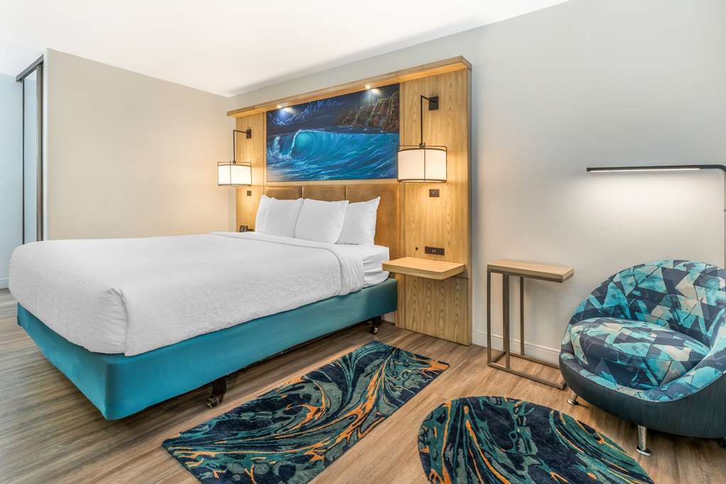 Best Western Plus Capitola By-the-Sea Inn & Suites Image