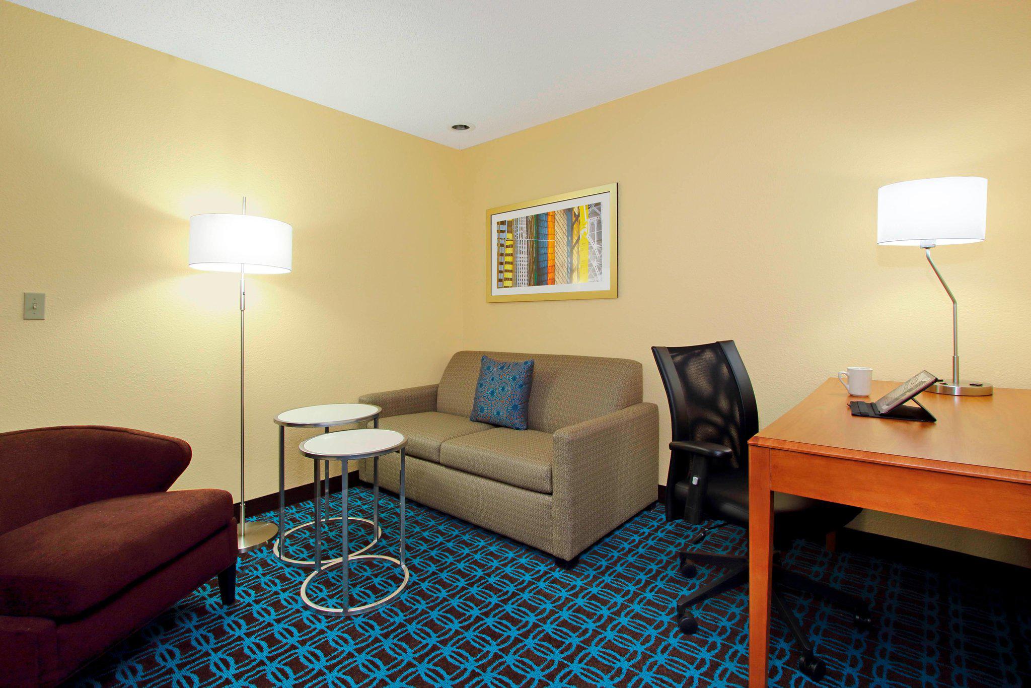 Fairfield Inn & Suites by Marriott Colorado Springs South Photo