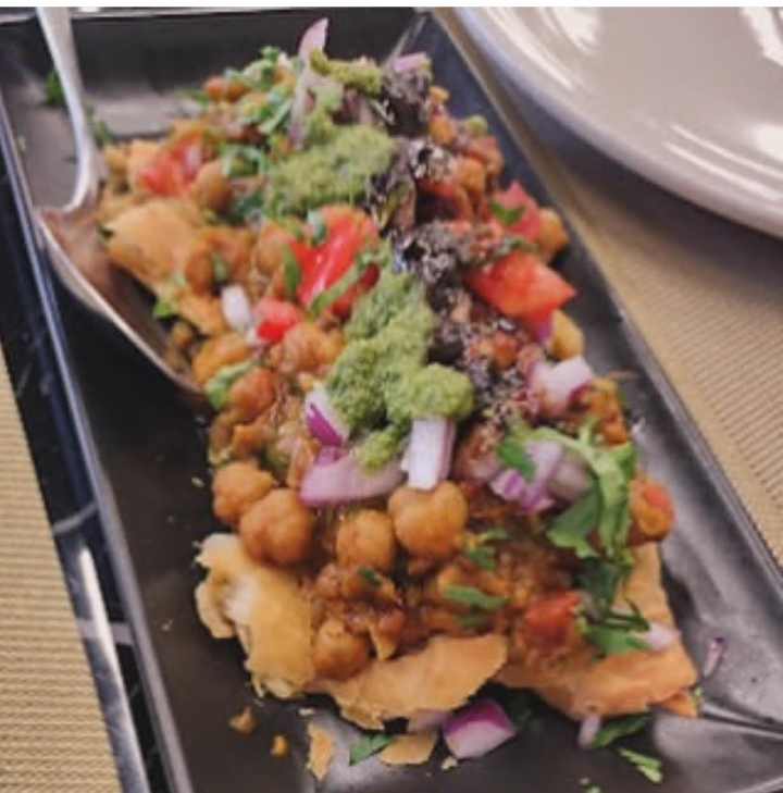Samosa Chaat (V/option)