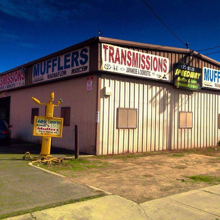 Speedway Muffler &amp; Transmission Logo