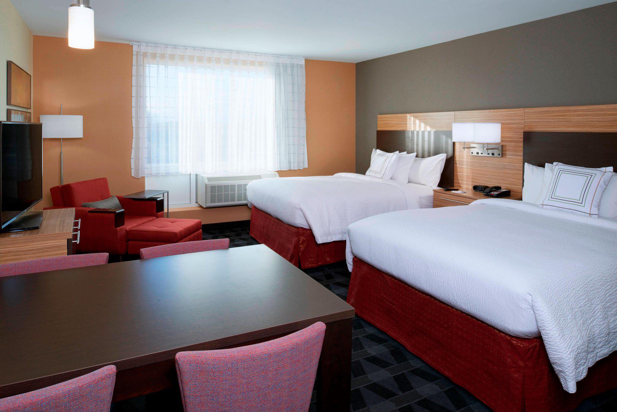 TownePlace Suites by Marriott Grand Rapids Airport Photo