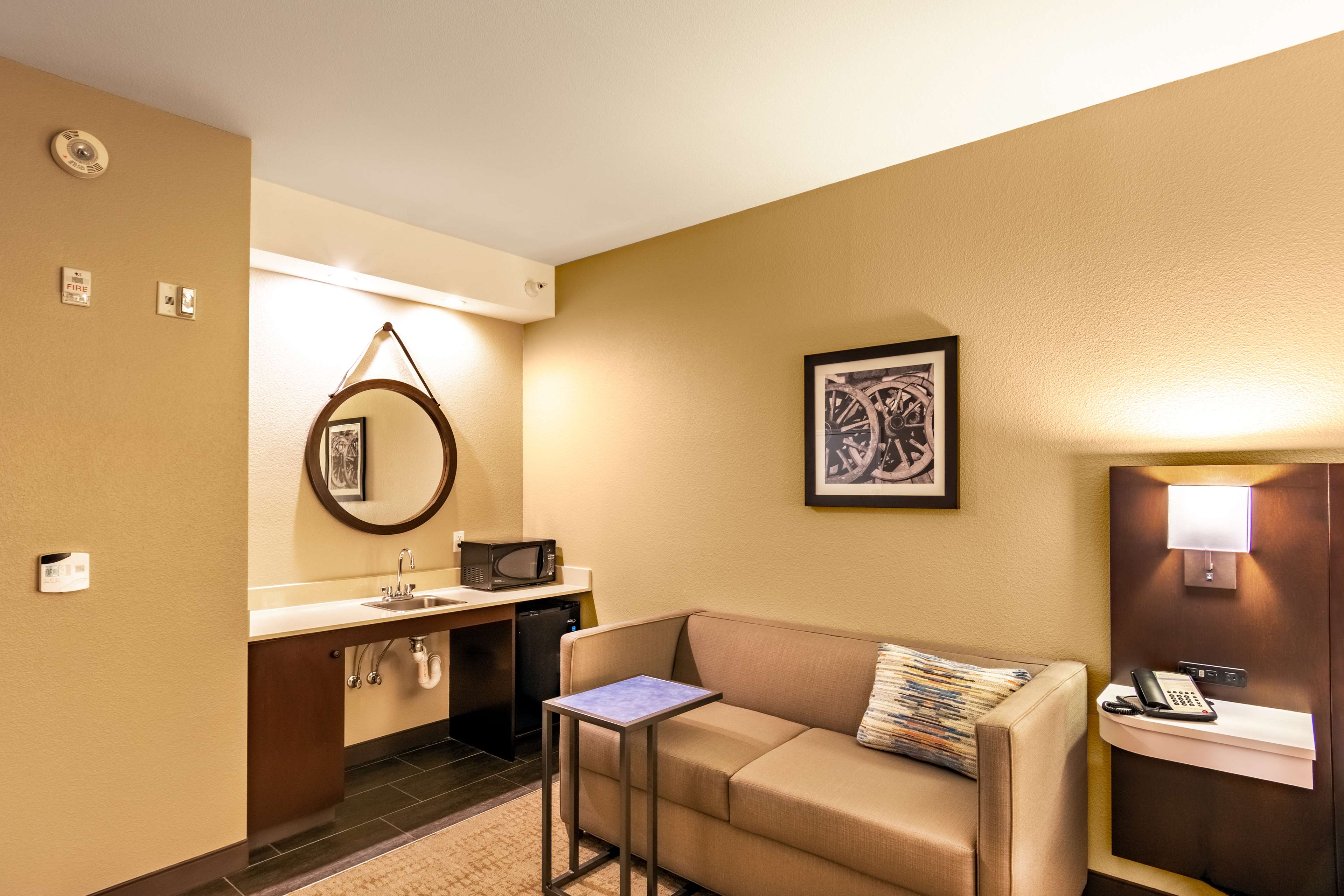 Guest room