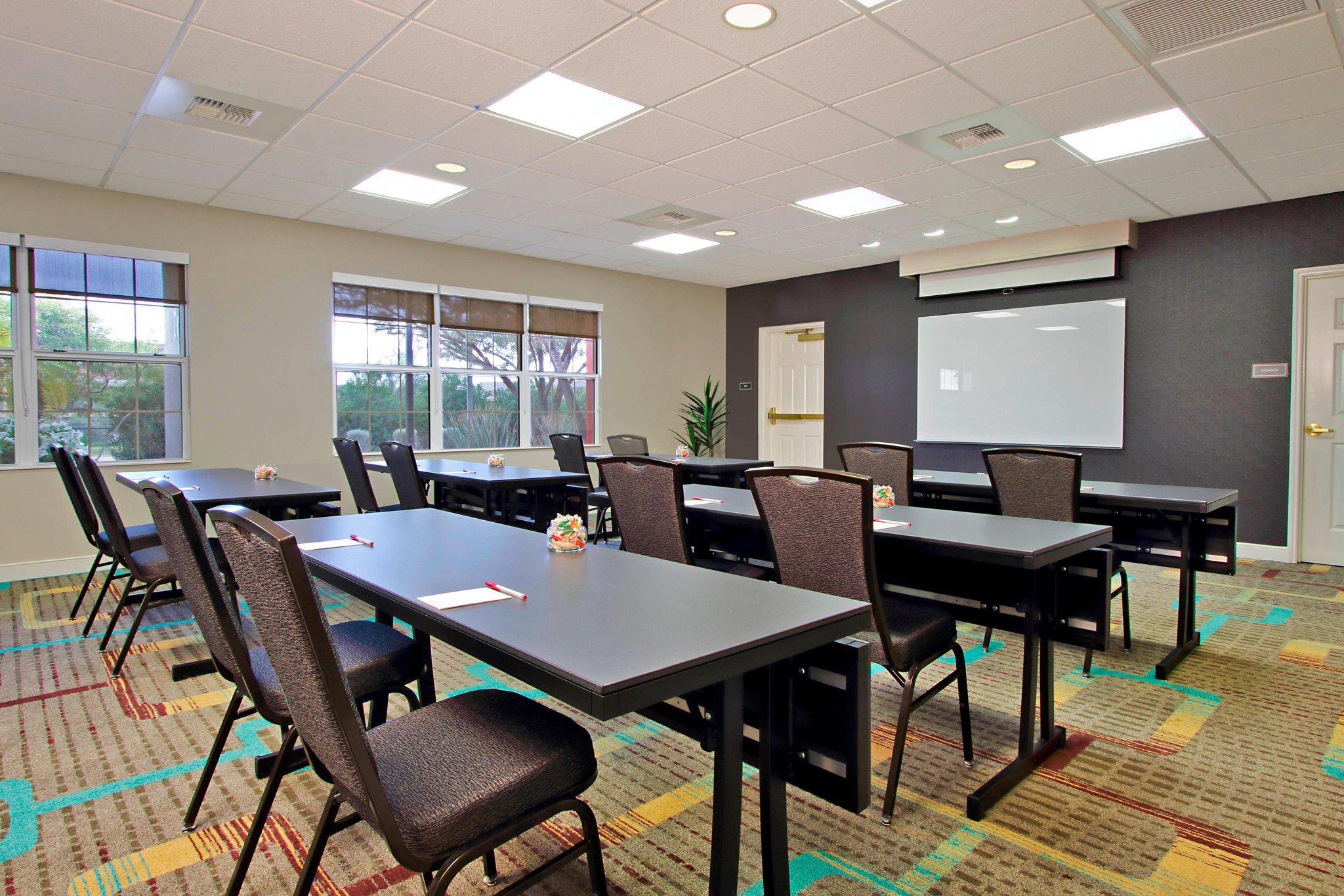 Residence Inn by Marriott Scottsdale North Photo