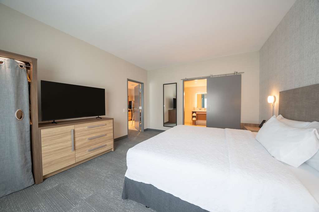 Home2 Suites by Hilton Fort Walton Beach Eglin Air Force Base Image