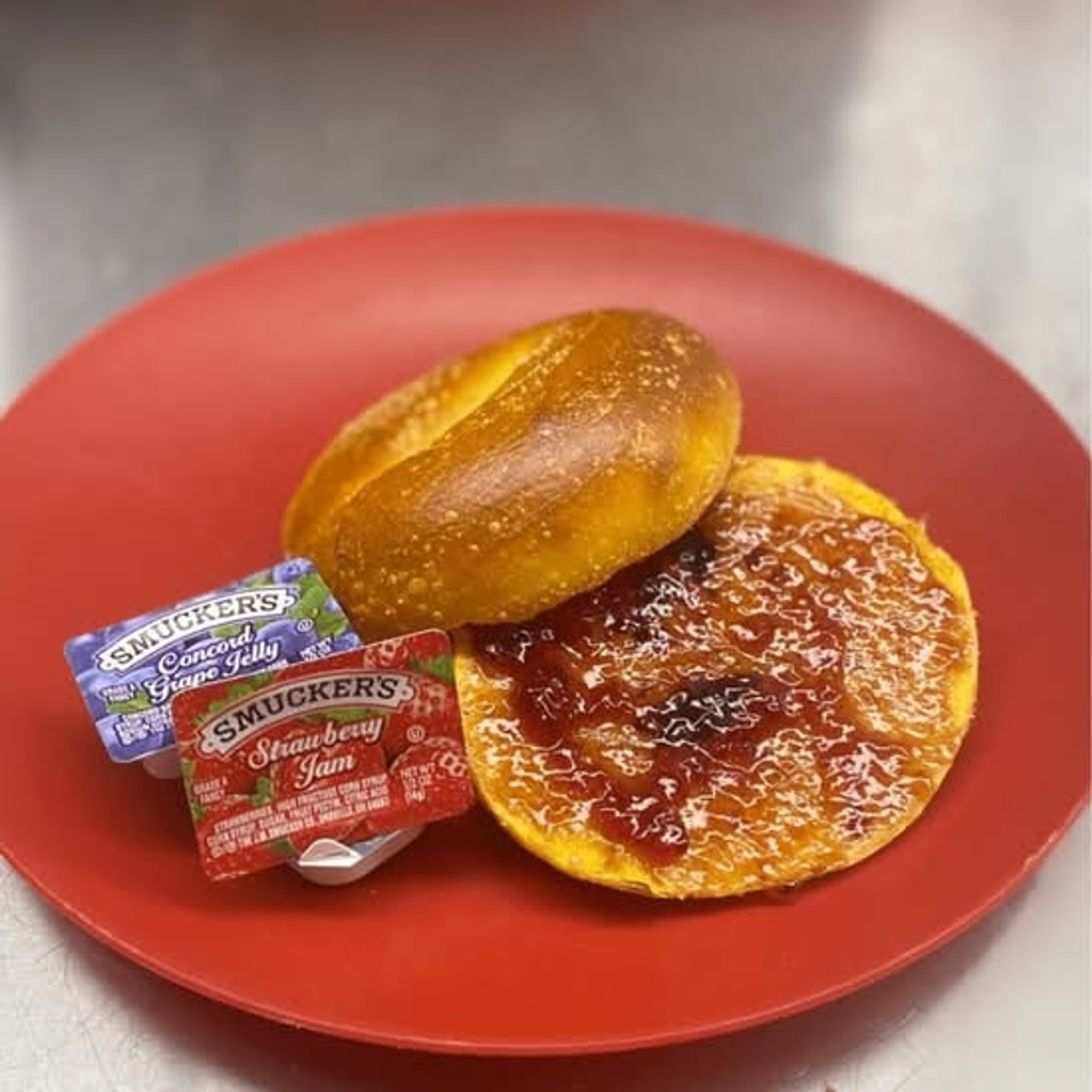 Bagel with CC & Jelly