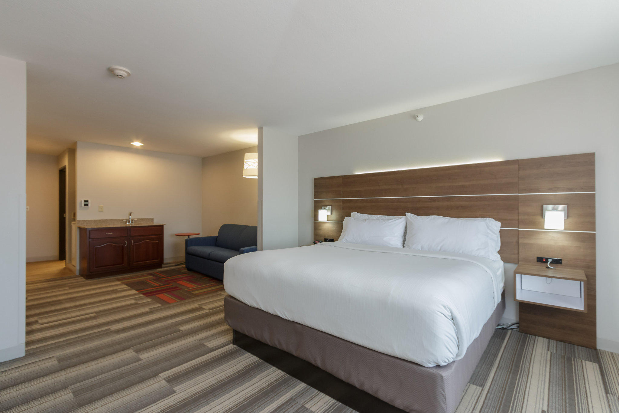 Holiday Inn Express & Suites South Bend - Notre Dame Univ. Photo
