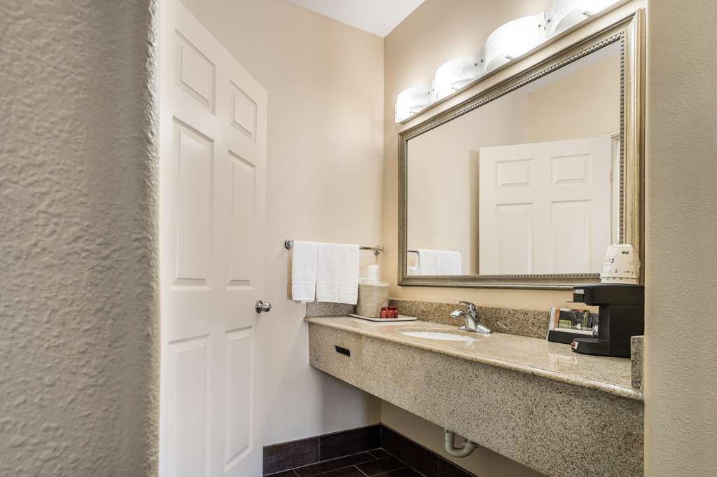 SureStay by Best Western Alice Image