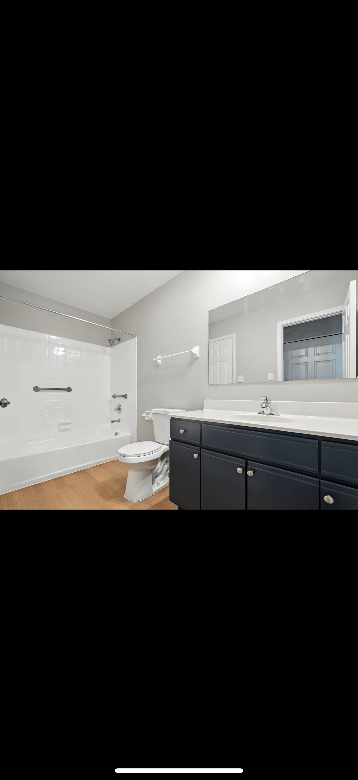 Bathtub Refinishing & More Image