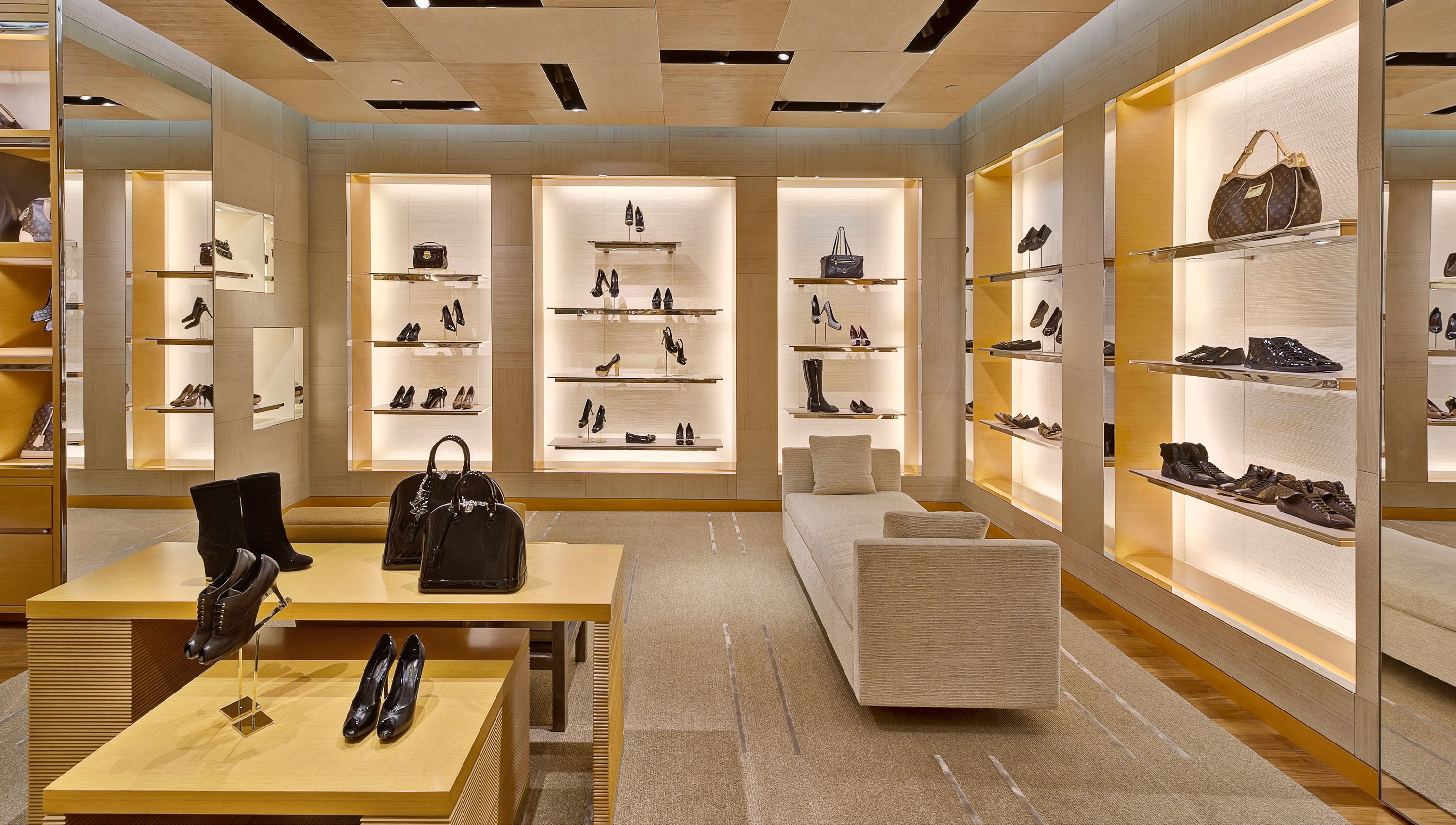 Louis Vuitton New Orleans Saks in New Orleans, LA | Whitepages
