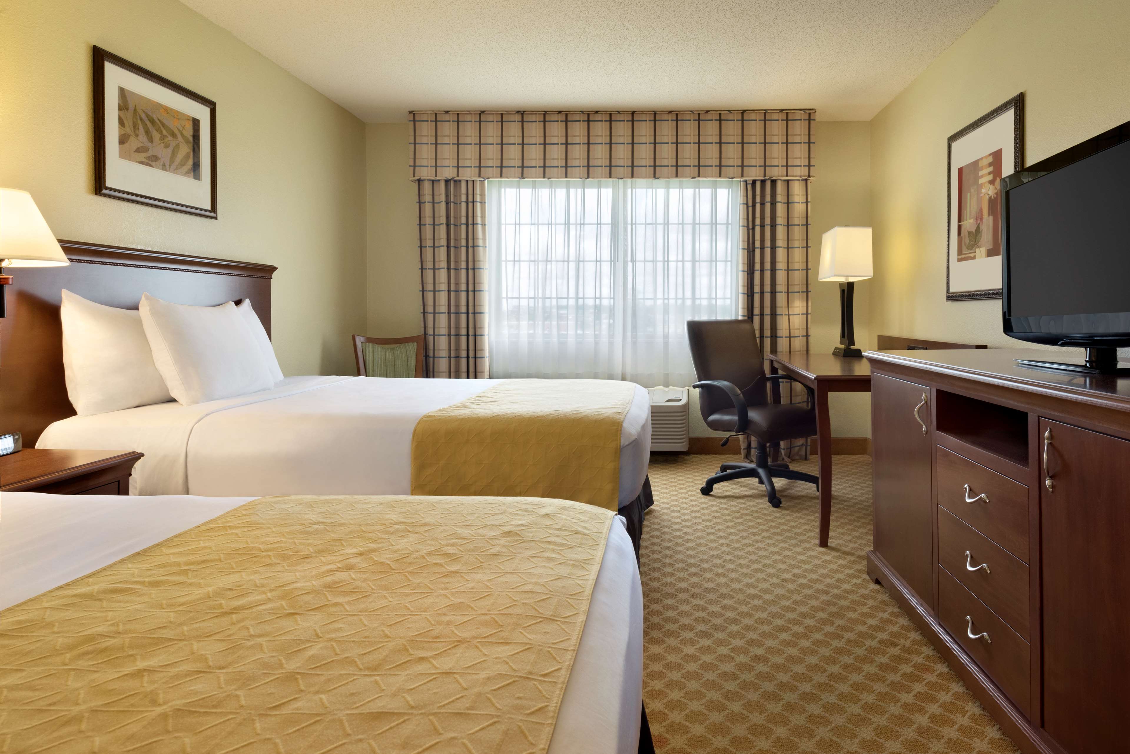 Country Inn & Suites by Radisson, Rochester, MN Photo