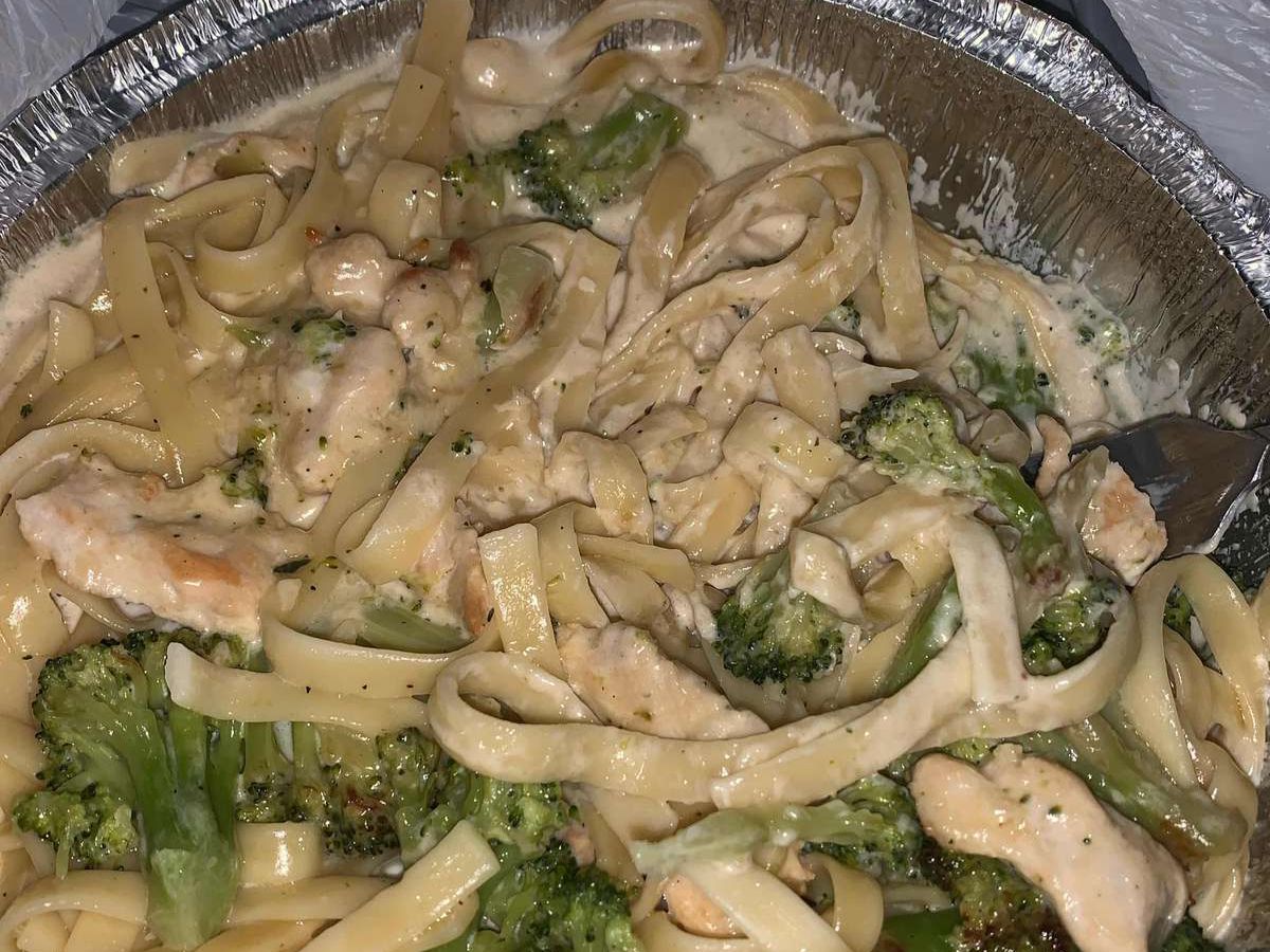 Fettuccine Alfredo