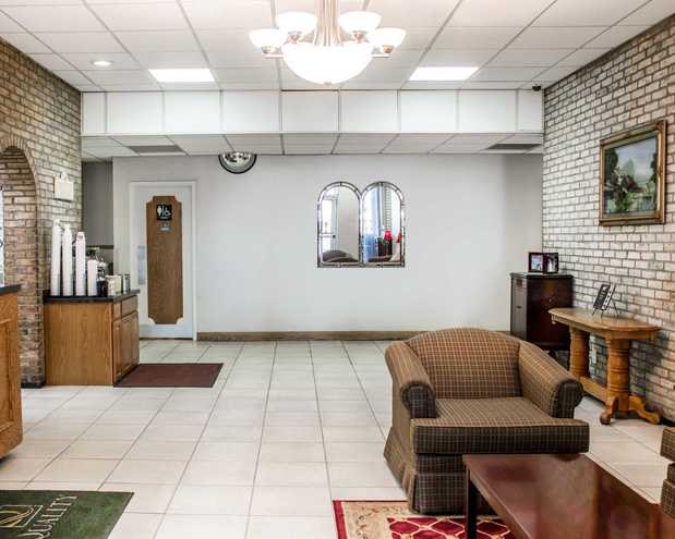 Images Quality Inn & Conference Center