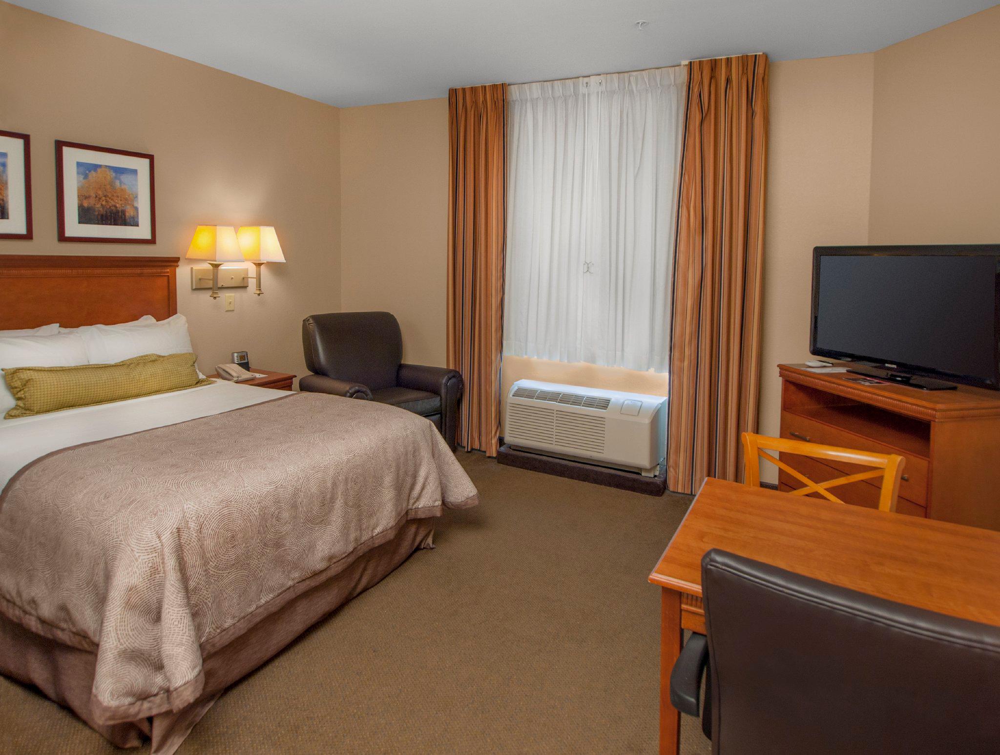 Candlewood Suites Buffalo Amherst Photo