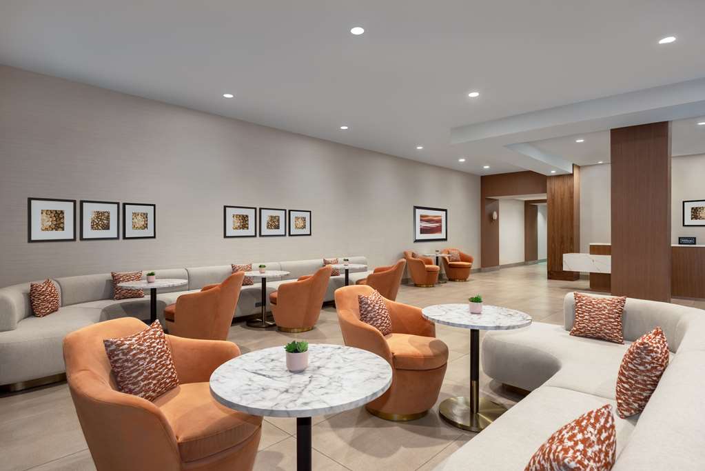 DoubleTree by Hilton Las Vegas East Flamingo Image
