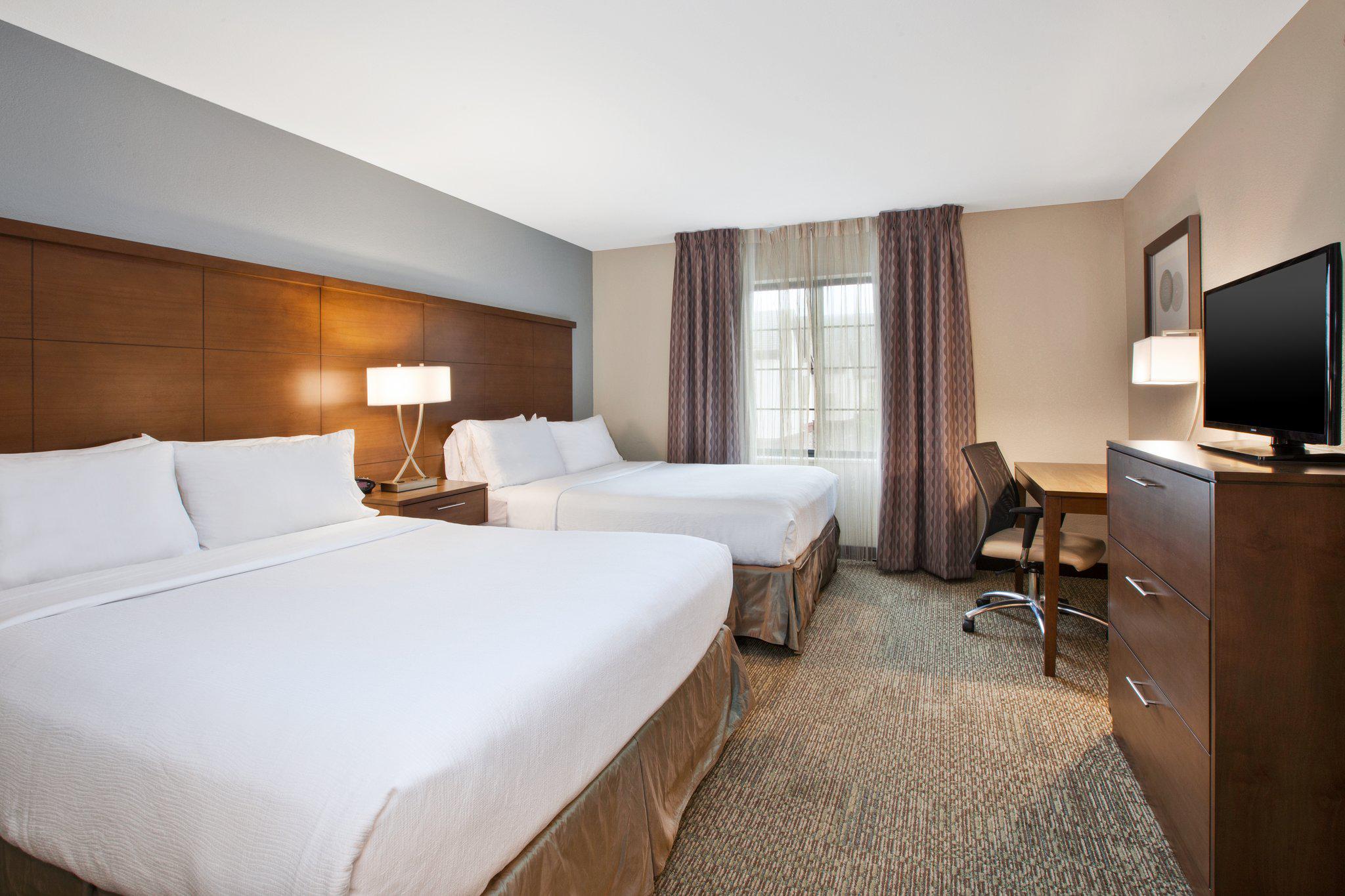 Staybridge Suites Kalamazoo Photo