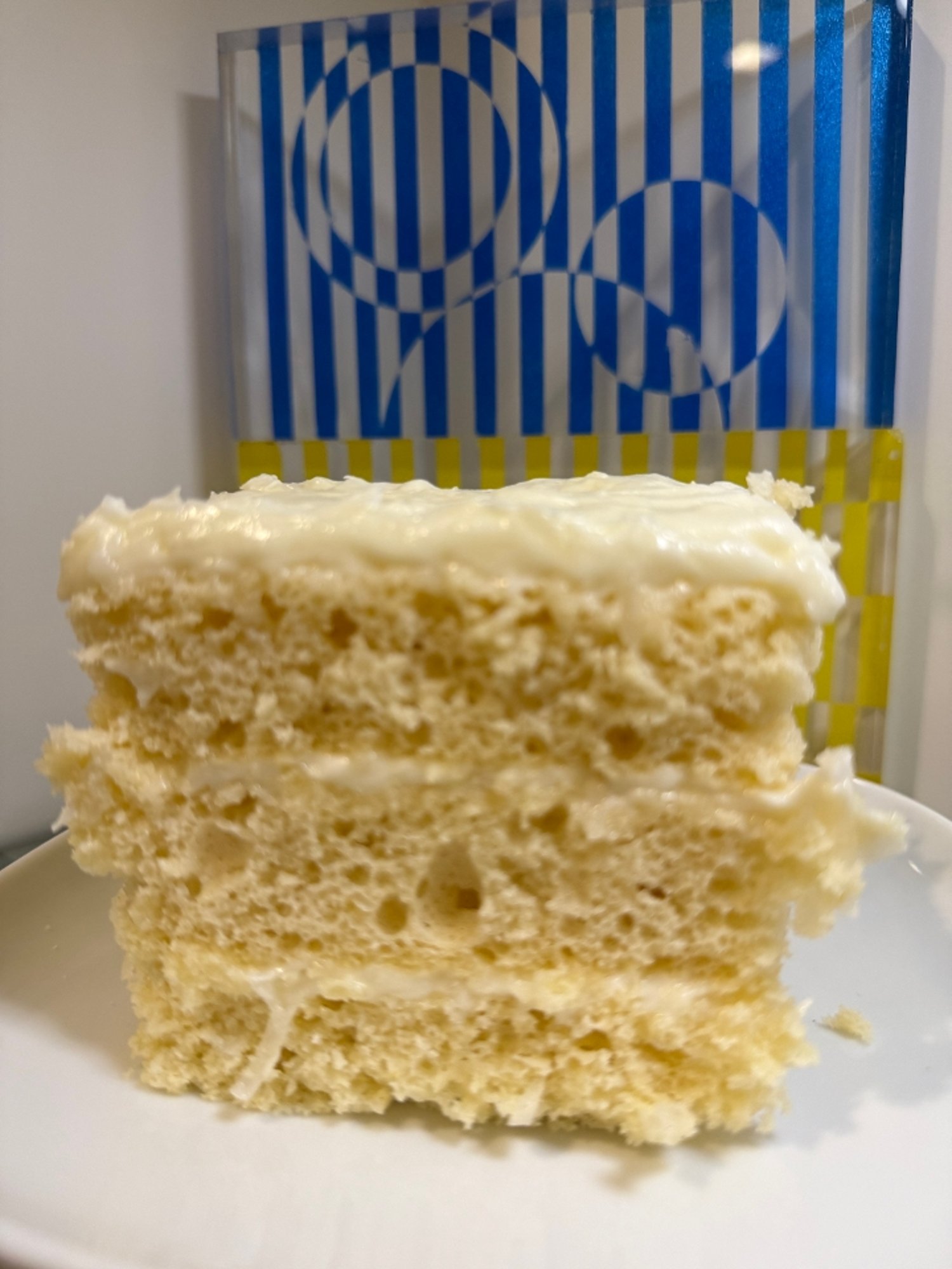 COCONUT ICING CREAM CAKE