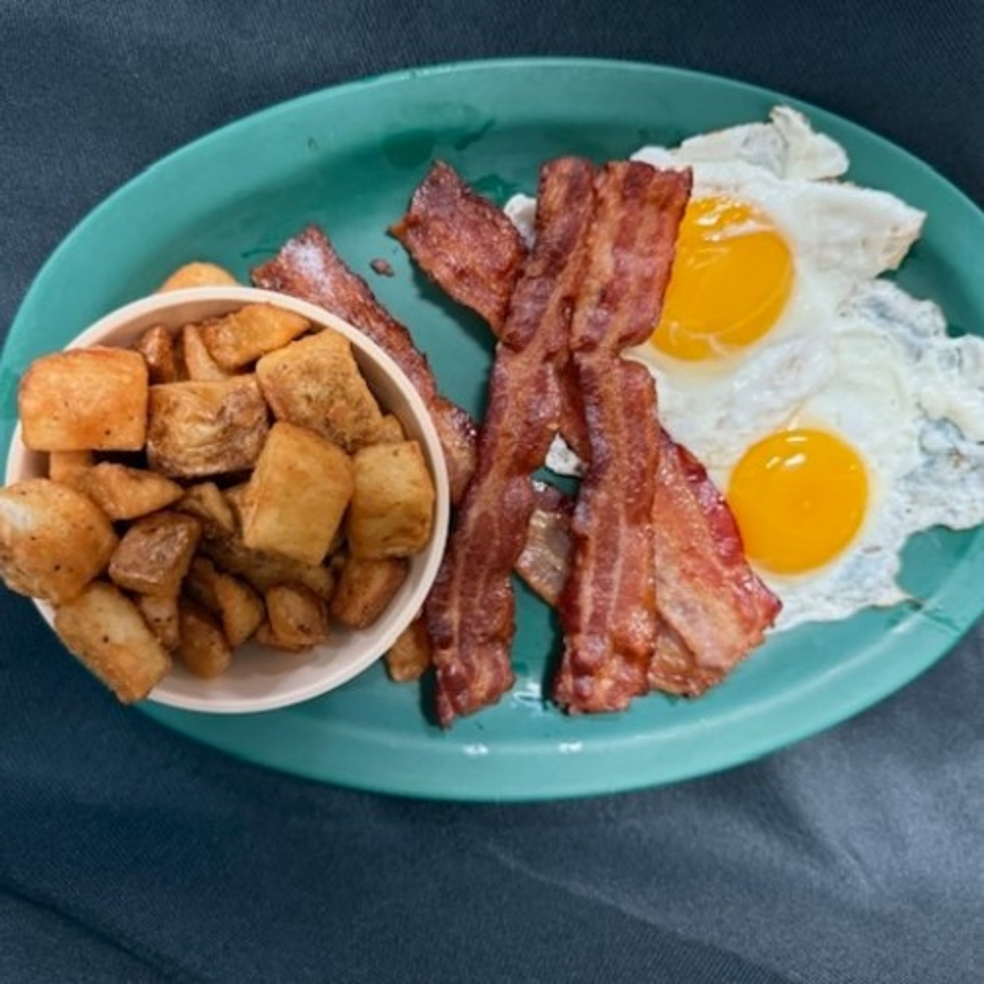 Bacon and 1 Egg Plate
