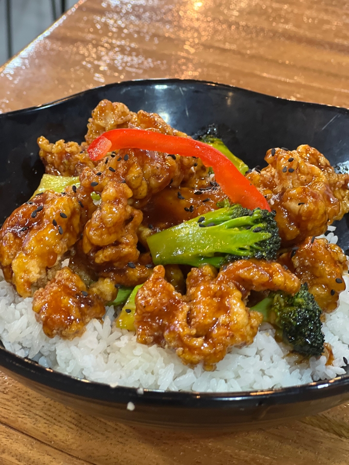 Sesame Chicken Street Bowl