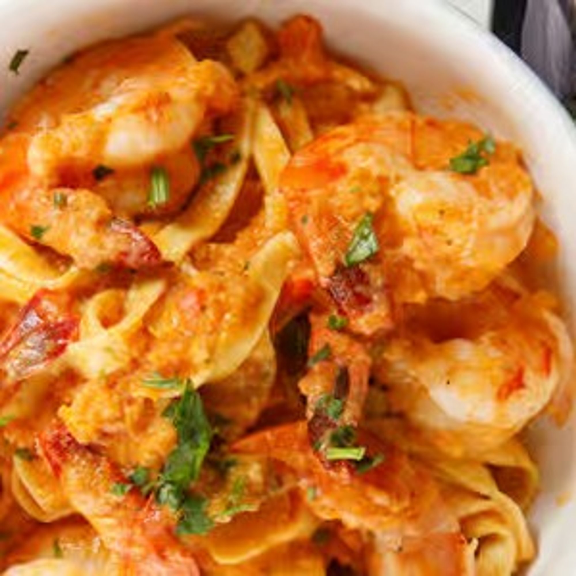 Linguini Con Langostinos Argentinos en Salsa De Tomate