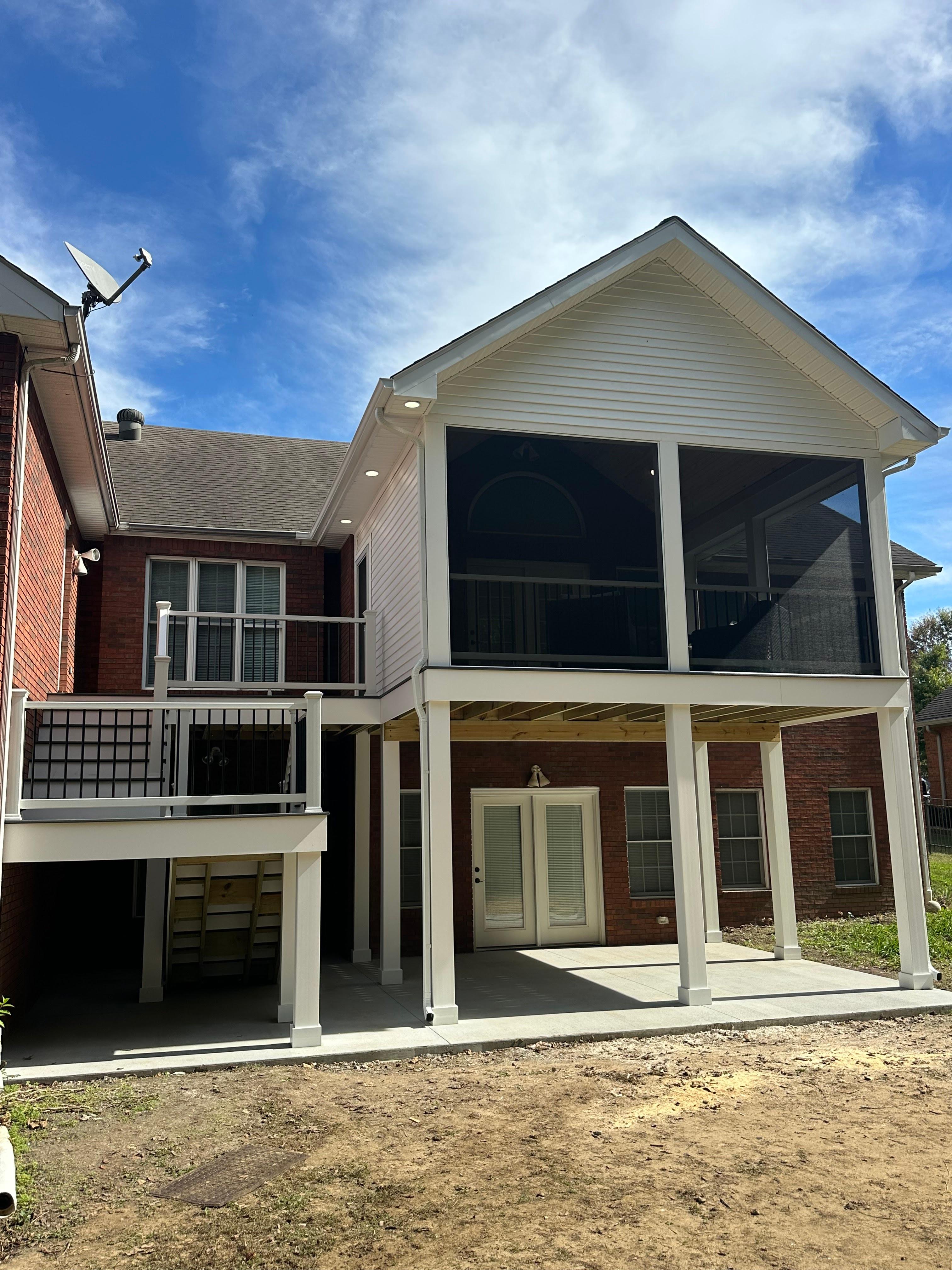 Traylor Bros Deck and Patio Pros